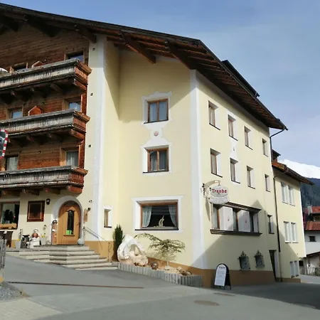 Schlatter Apartment *